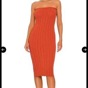 Elegant Strapless Ribbed Dress in spice